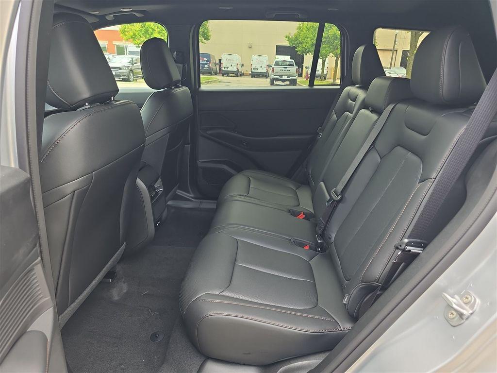 new 2026 Jeep Cherokee car, priced at $38,472