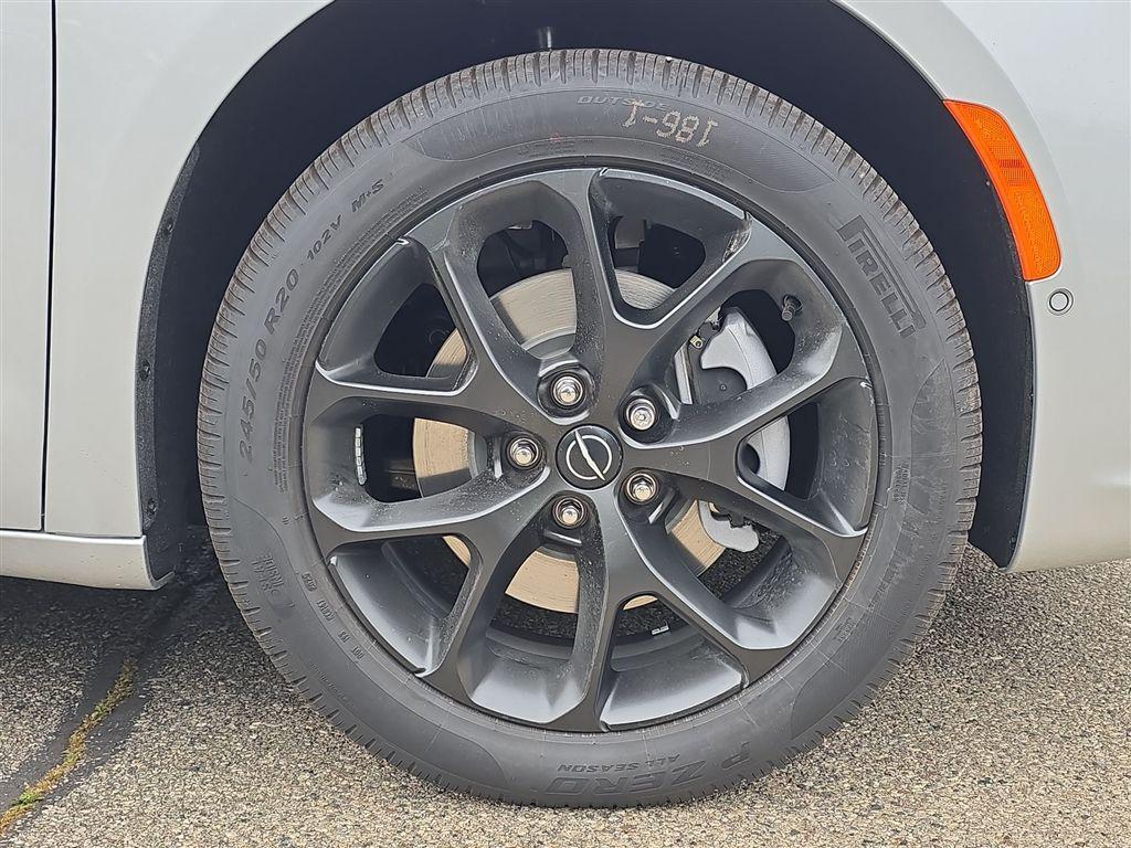 new 2026 Chrysler Pacifica car, priced at $50,396