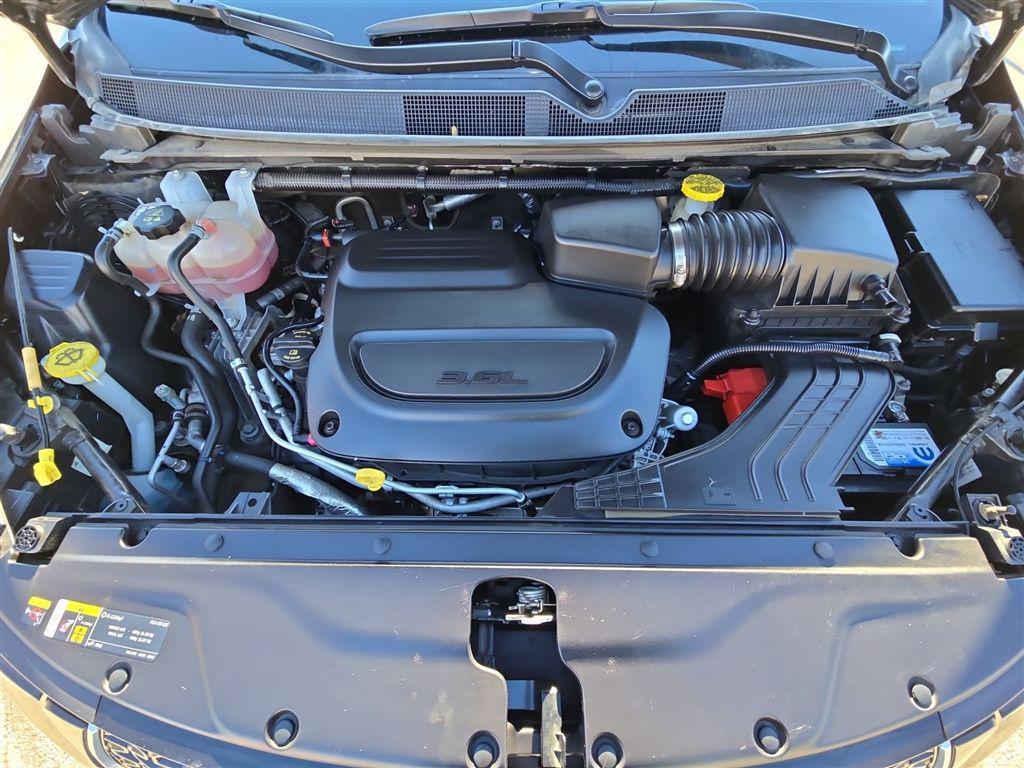 used 2024 Chrysler Pacifica car, priced at $27,990