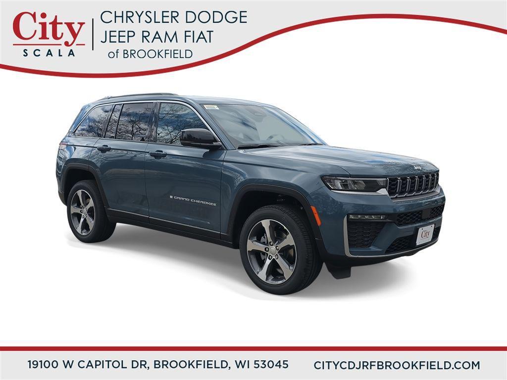 new 2026 Jeep Grand Cherokee car, priced at $41,864