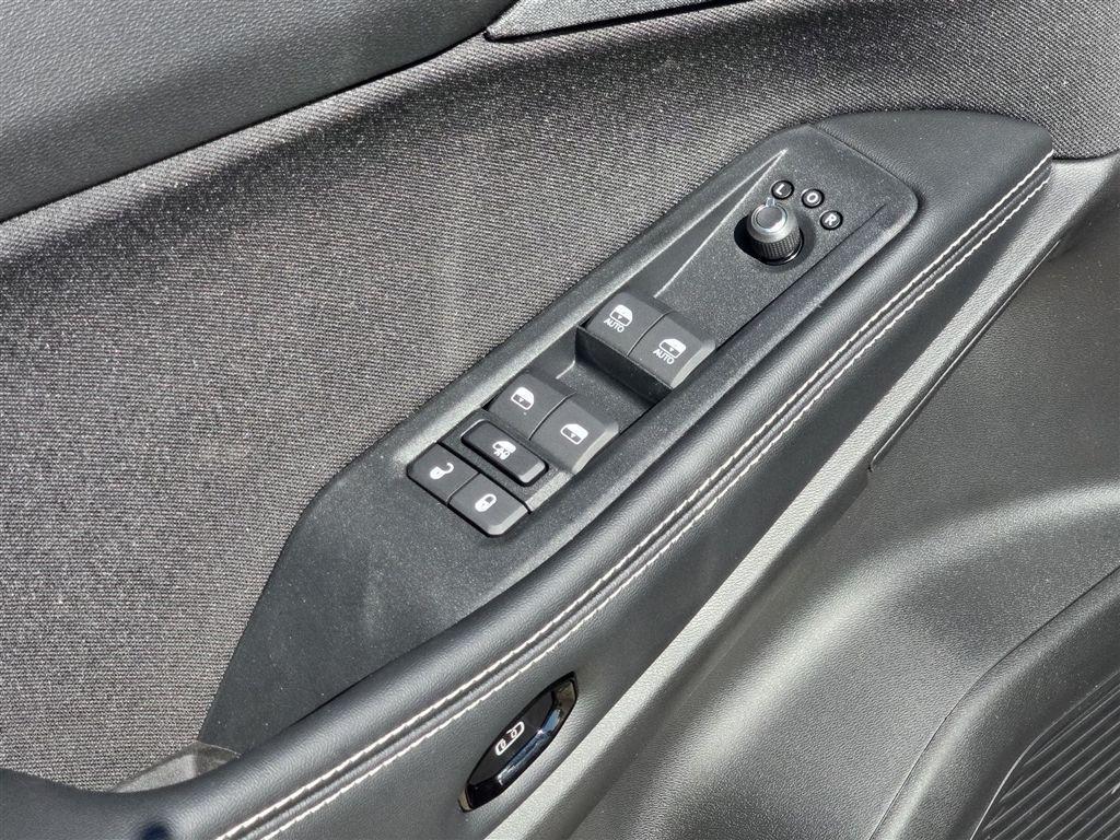 new 2026 Jeep Cherokee car, priced at $35,563