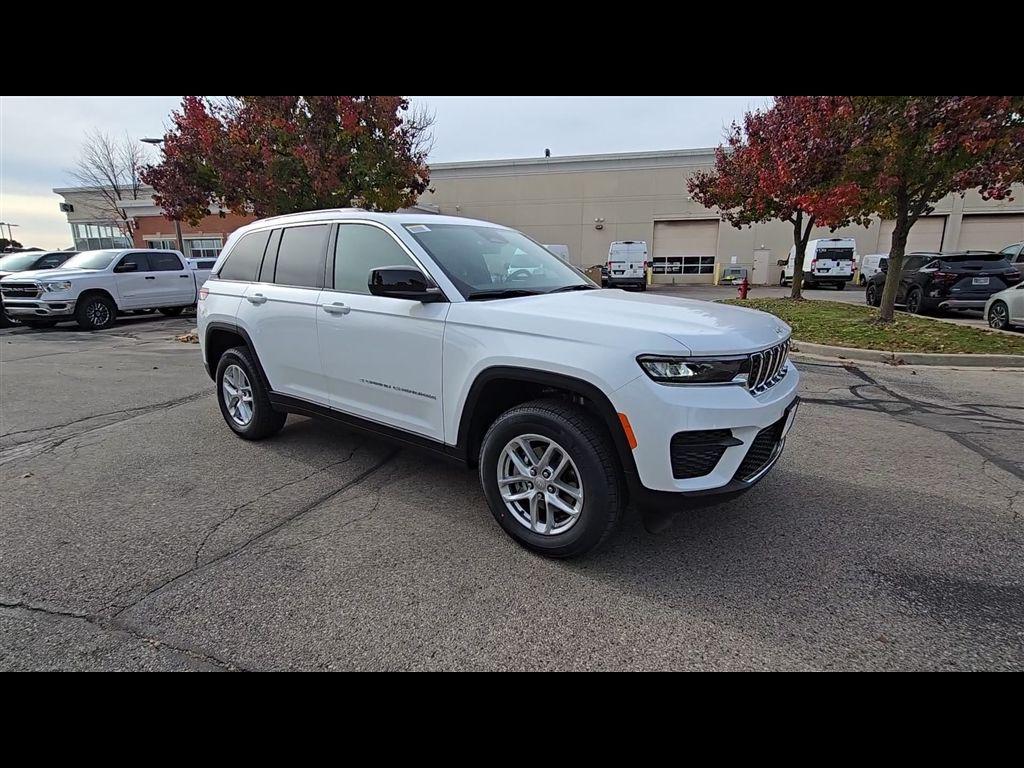 new 2025 Jeep Grand Cherokee car, priced at $39,815