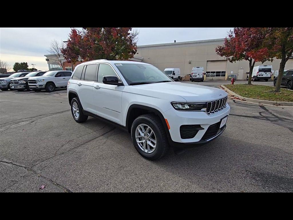 new 2025 Jeep Grand Cherokee car, priced at $39,815
