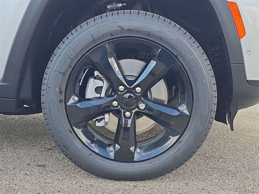 new 2025 Jeep Grand Cherokee L car, priced at $54,559