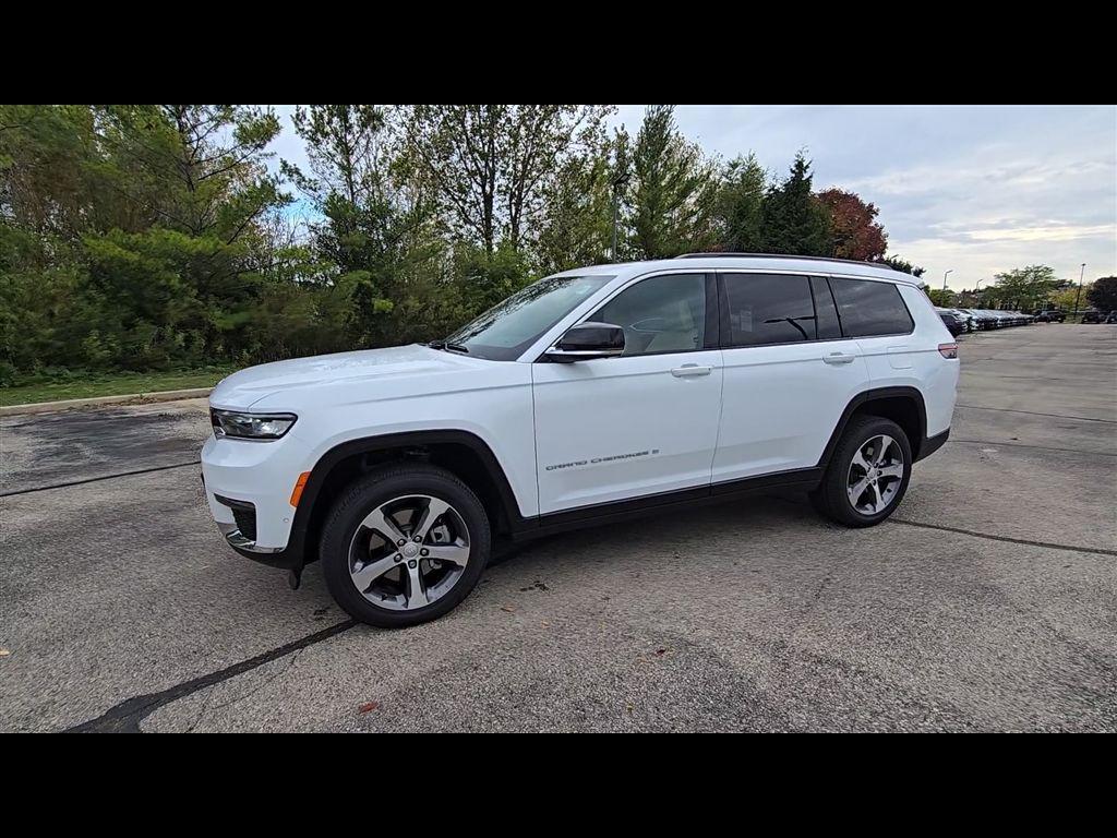 new 2025 Jeep Grand Cherokee L car, priced at $53,046