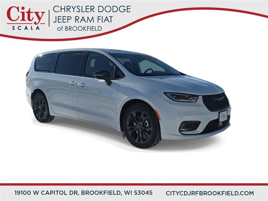 new 2026 Chrysler Pacifica car, priced at $43,102