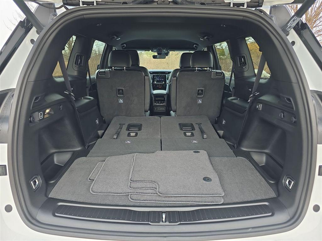 new 2025 Jeep Grand Cherokee L car, priced at $41,819