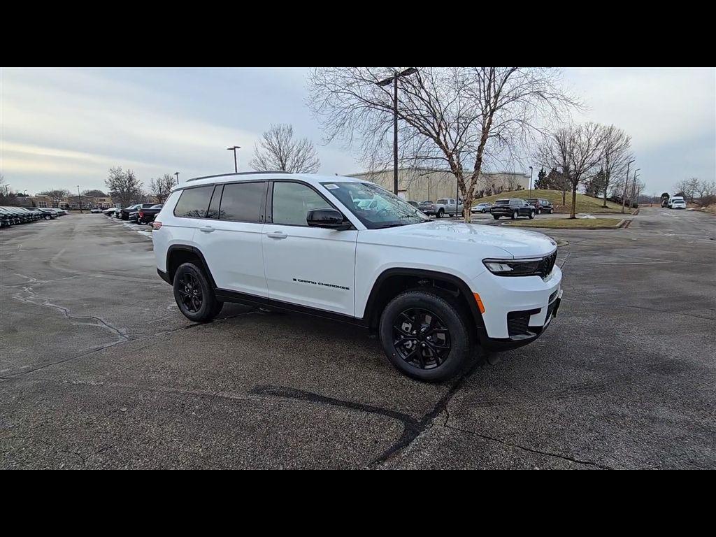 new 2025 Jeep Grand Cherokee L car, priced at $41,819