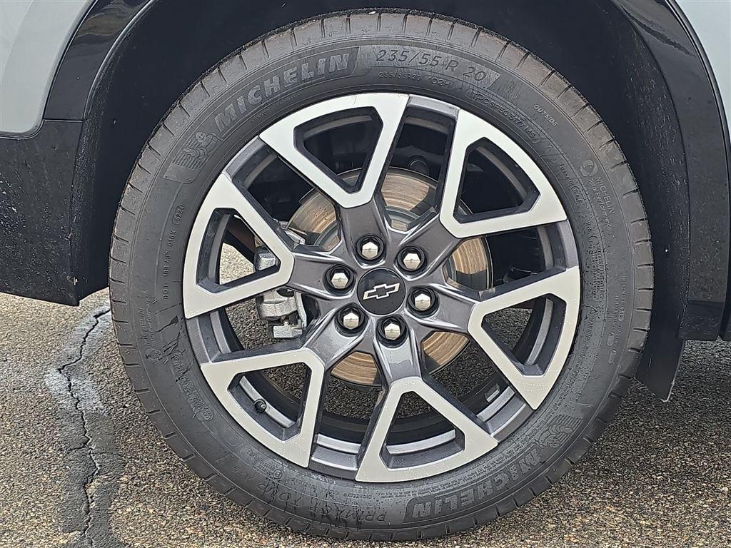 used 2025 Chevrolet Blazer car, priced at $33,790