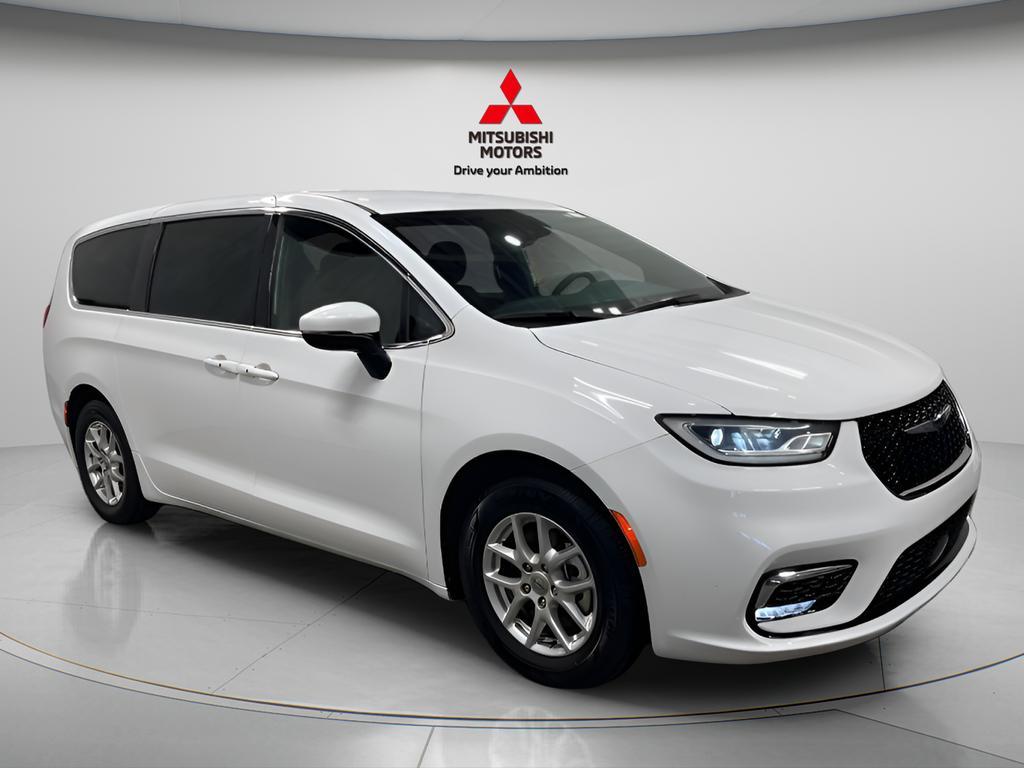 used 2023 Chrysler Pacifica car, priced at $22,895