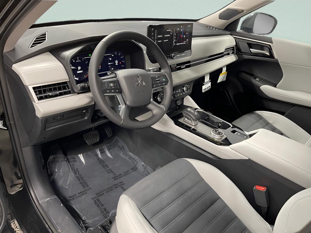 new 2025 Mitsubishi Outlander car, priced at $35,755