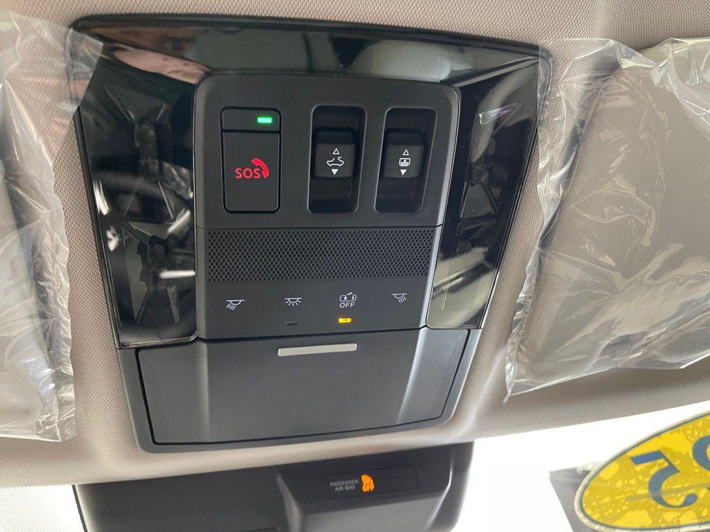 new 2025 Mitsubishi Outlander car, priced at $37,255