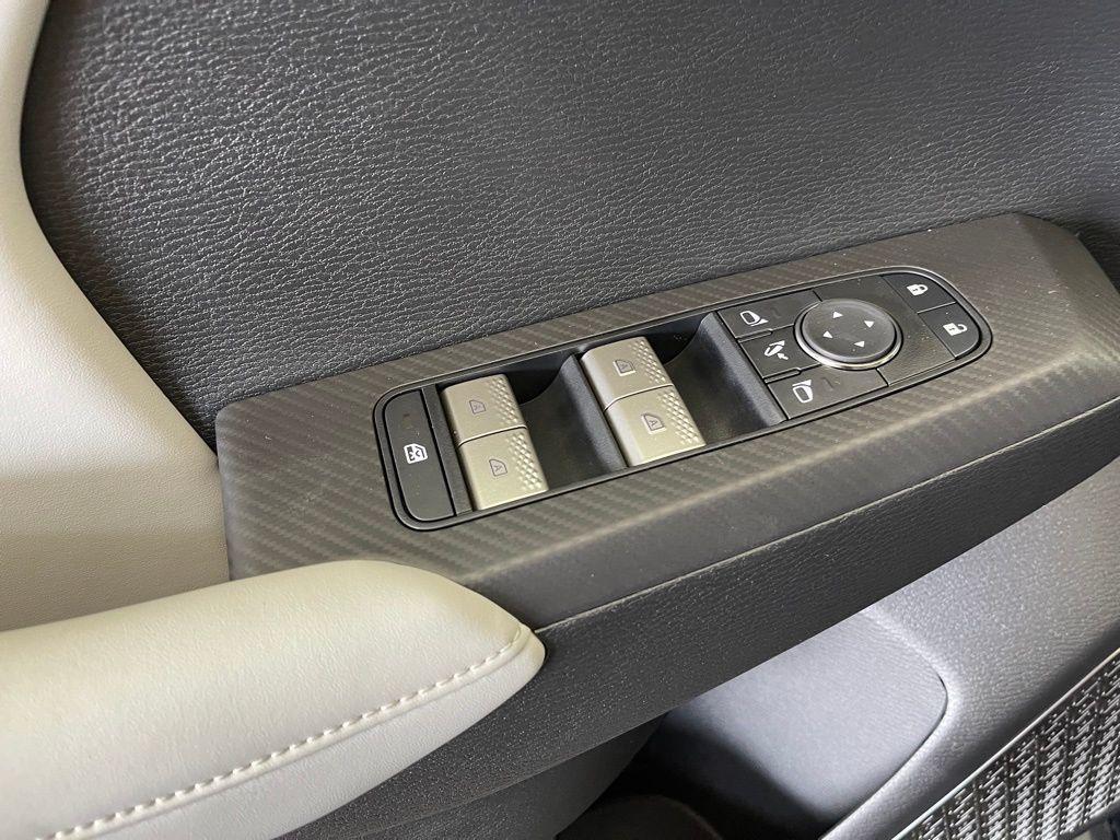 new 2025 Mitsubishi Outlander car, priced at $37,255