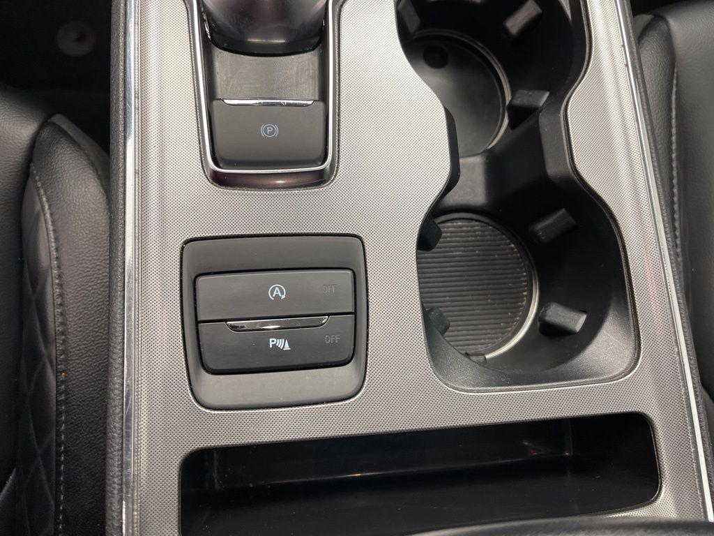 used 2024 Ford Edge car, priced at $23,695