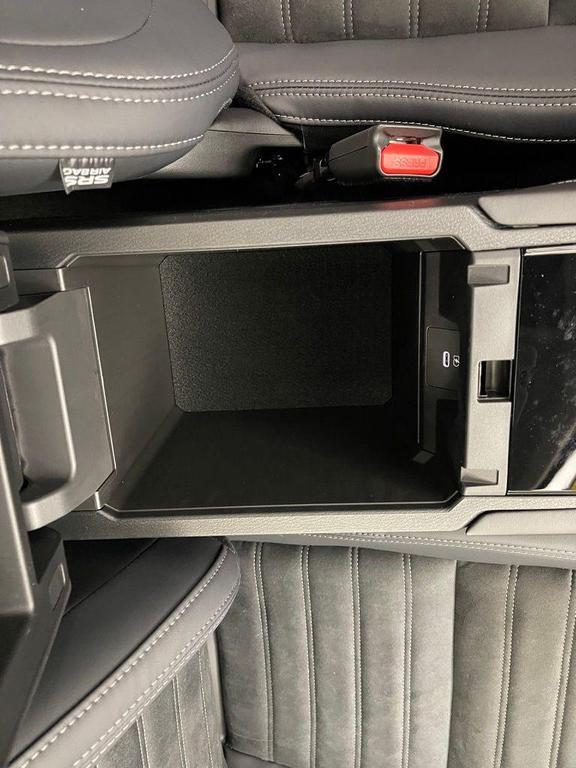 new 2025 Mitsubishi Outlander car, priced at $36,660