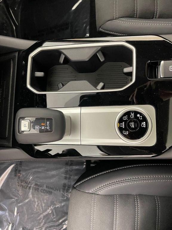 new 2025 Mitsubishi Outlander car, priced at $36,660