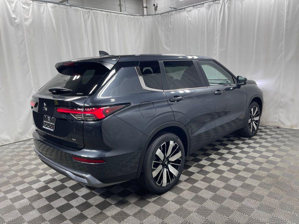 new 2025 Mitsubishi Outlander car, priced at $36,660