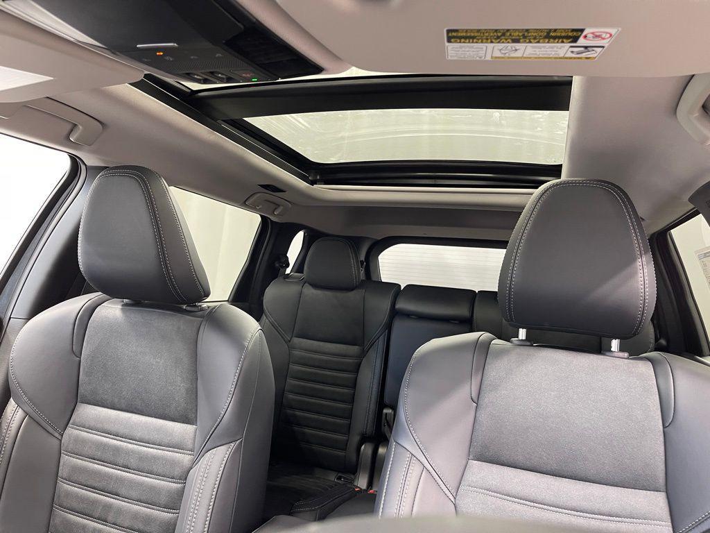 new 2025 Mitsubishi Outlander car, priced at $36,660