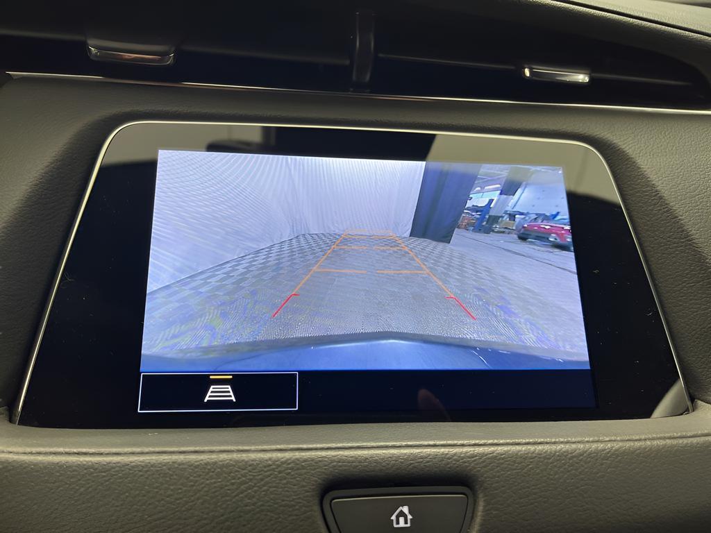 used 2023 Cadillac XT4 car, priced at $22,895