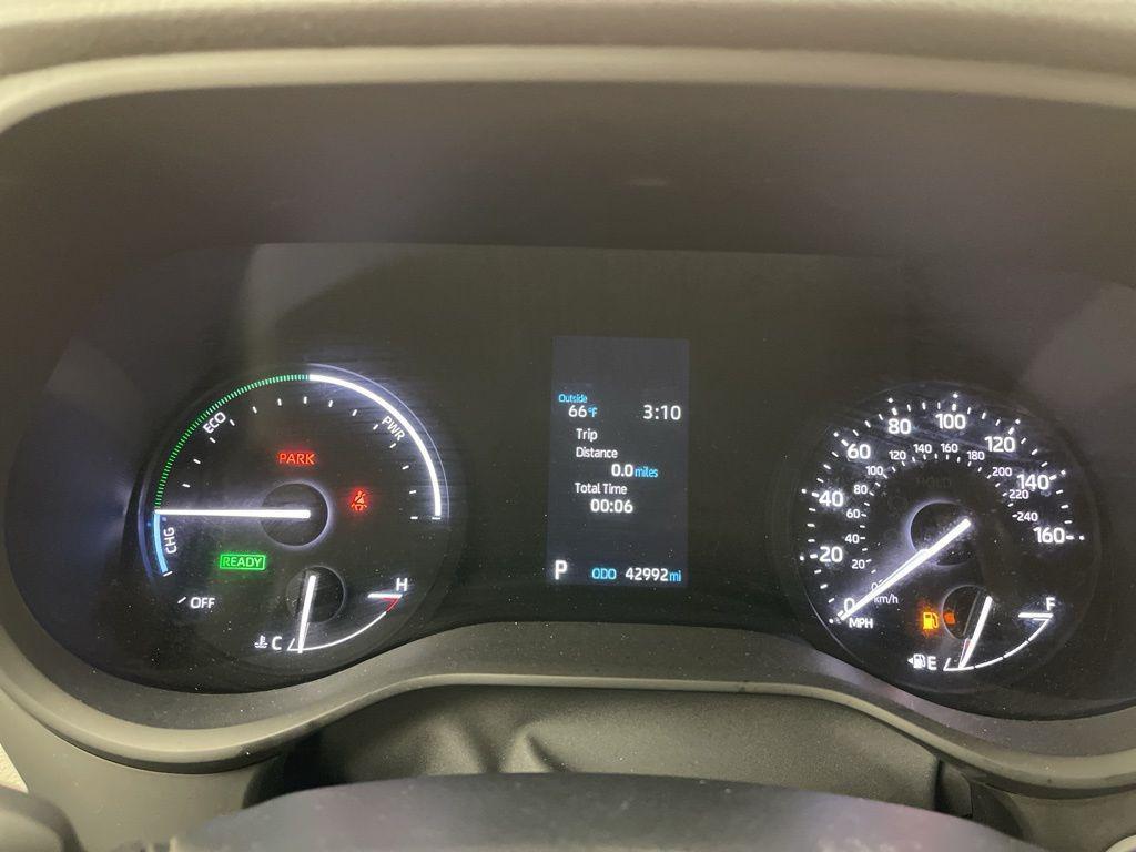 used 2024 Toyota Sienna car, priced at $35,595