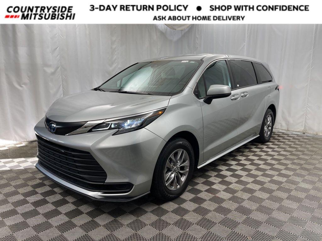 used 2024 Toyota Sienna car, priced at $35,395