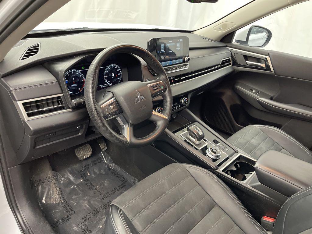 used 2024 Mitsubishi Outlander car, priced at $21,595