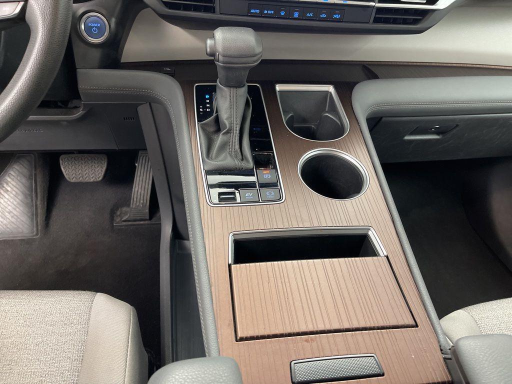 used 2024 Toyota Sienna car, priced at $36,495