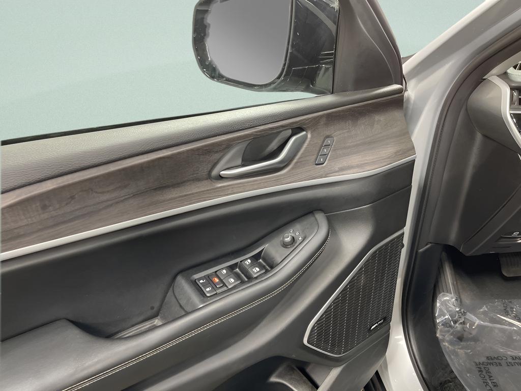 used 2023 Jeep Grand Cherokee 4xe car, priced at $26,895