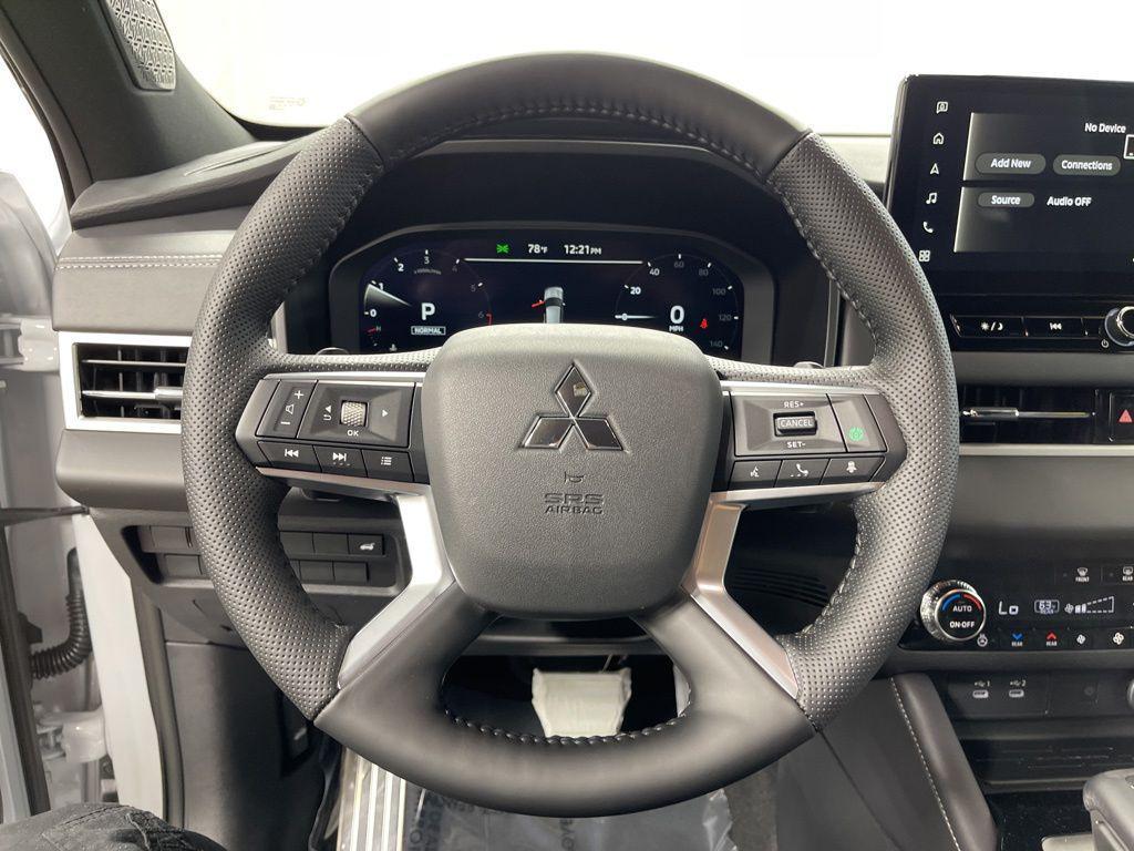 new 2026 Mitsubishi Outlander car, priced at $48,648