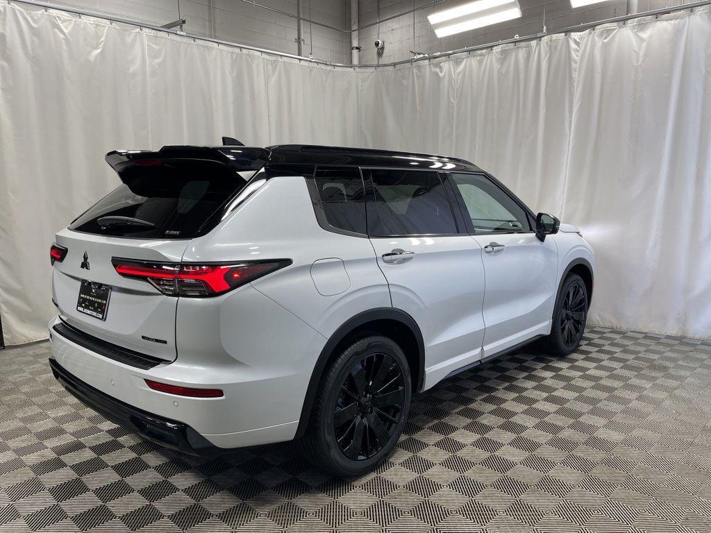new 2026 Mitsubishi Outlander car, priced at $48,648