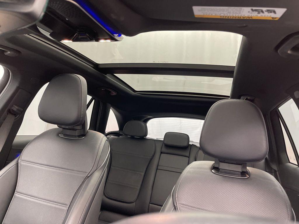 used 2024 Mercedes-Benz GLC 300 car, priced at $37,895