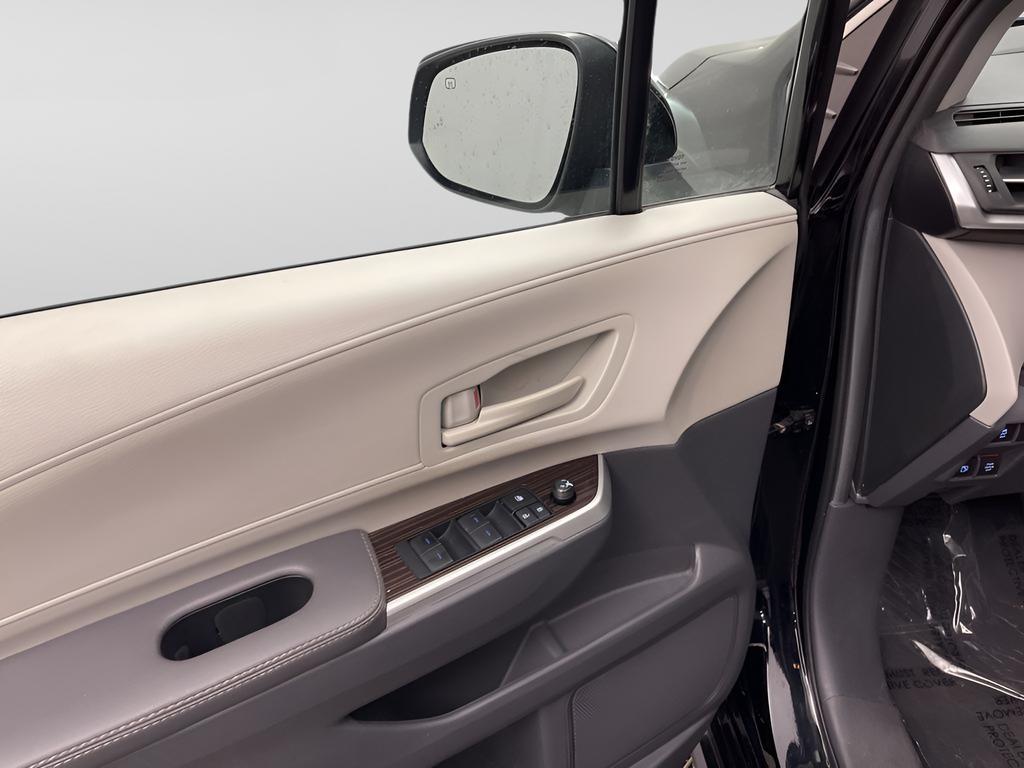 used 2024 Toyota Sienna car, priced at $35,985