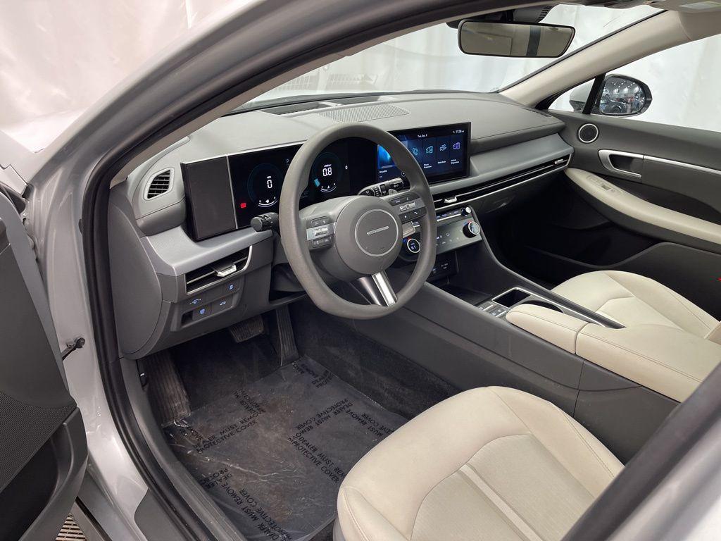 used 2025 Hyundai Sonata car, priced at $21,095