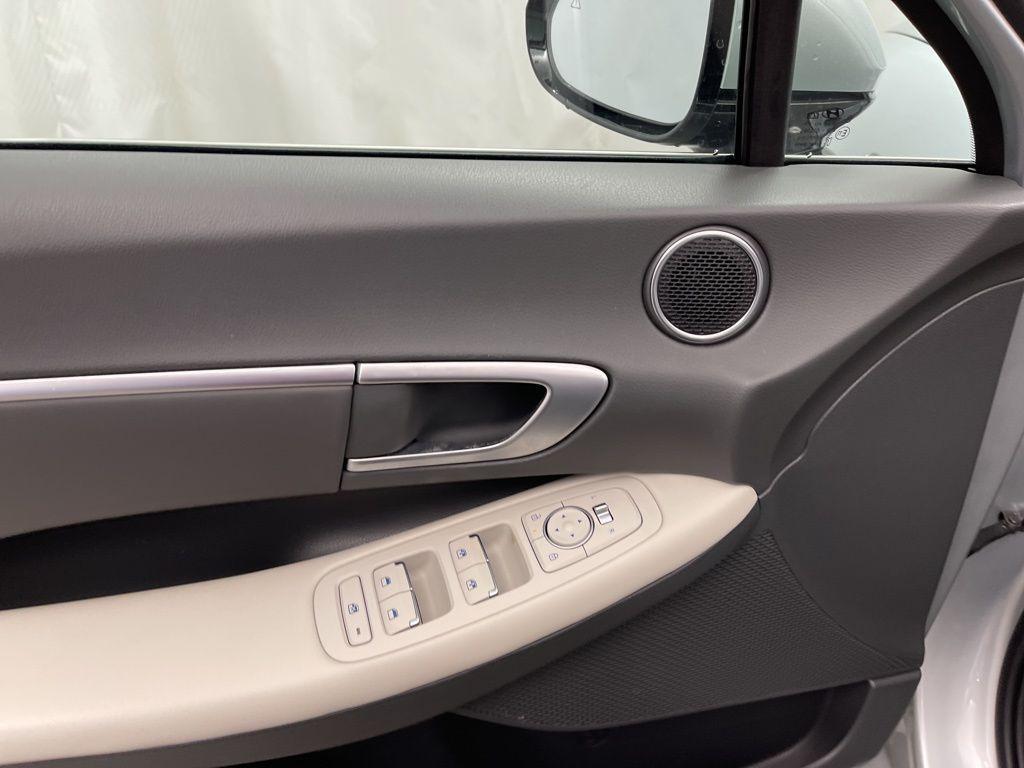 used 2025 Hyundai Sonata car, priced at $21,095