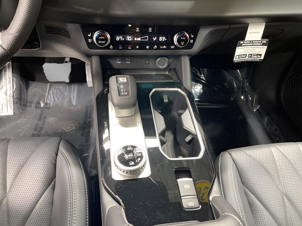 new 2026 Mitsubishi Outlander car, priced at $47,640