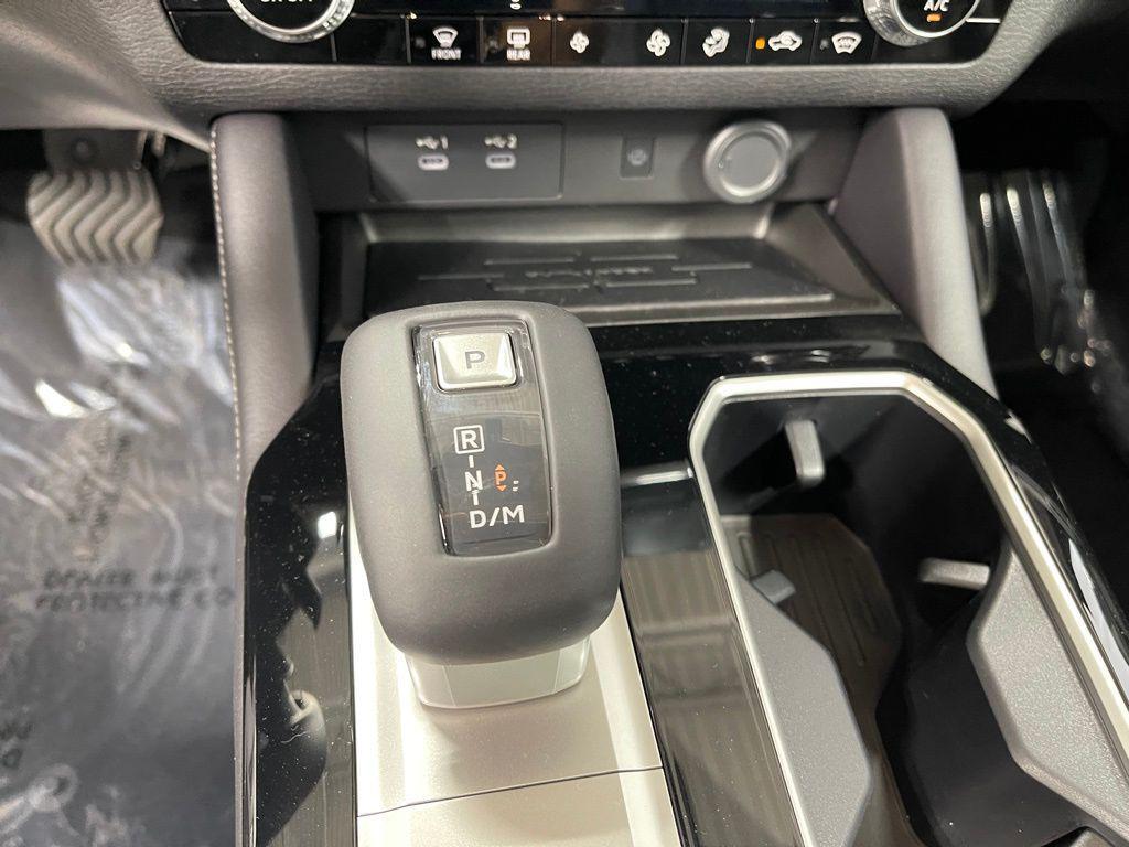 new 2025 Mitsubishi Outlander car, priced at $36,750