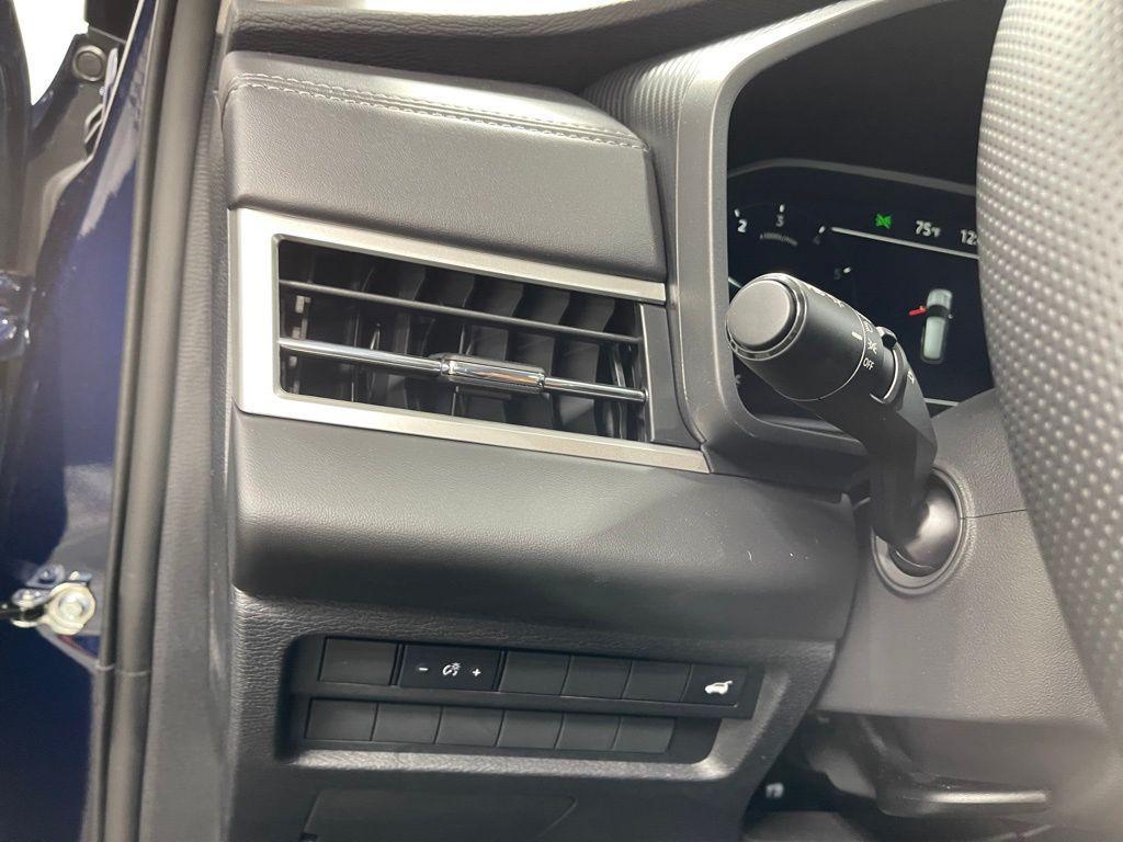 new 2025 Mitsubishi Outlander car, priced at $36,750