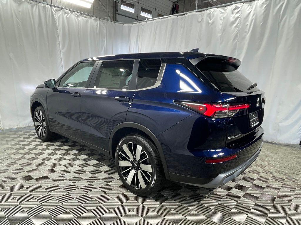 new 2025 Mitsubishi Outlander car, priced at $36,750