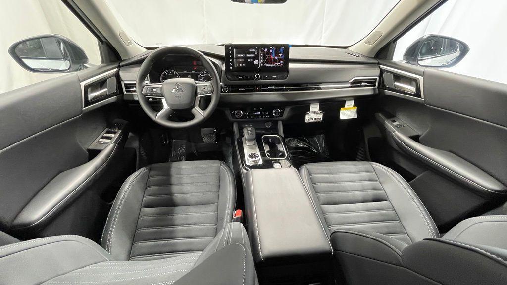 new 2026 Mitsubishi Outlander car, priced at $45,298