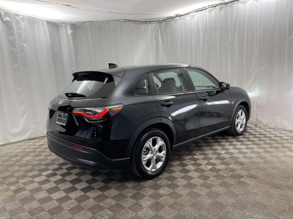 used 2025 Honda HR-V car