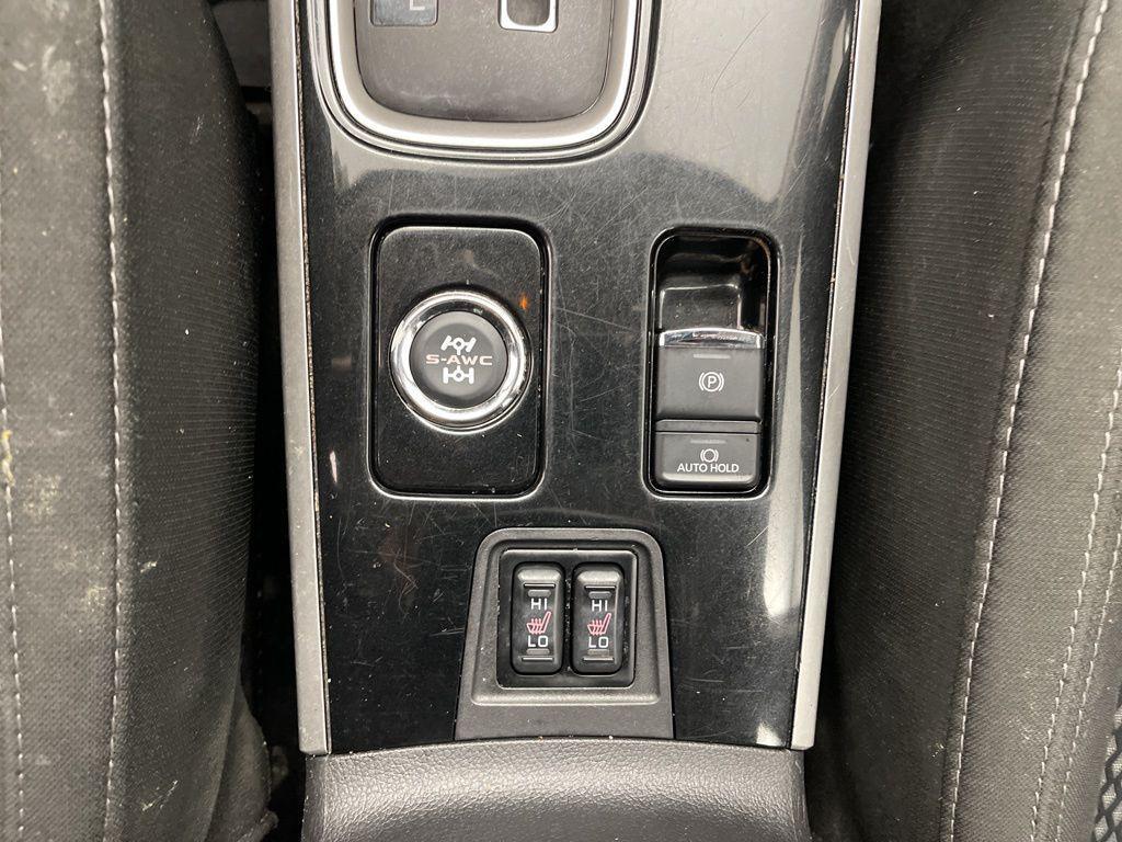 used 2020 Mitsubishi Outlander car, priced at $13,985