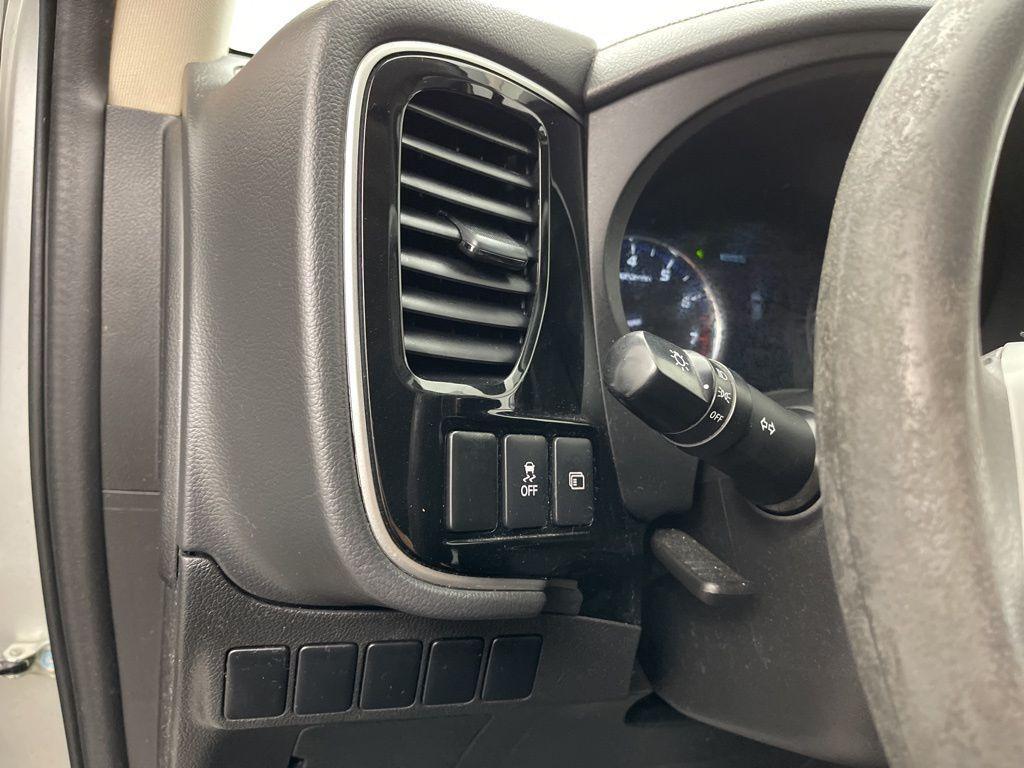 used 2020 Mitsubishi Outlander car, priced at $13,985
