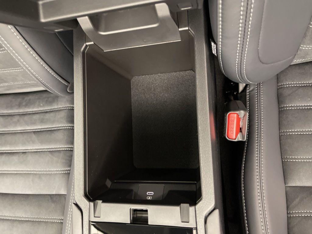 new 2026 Mitsubishi Outlander car, priced at $41,985