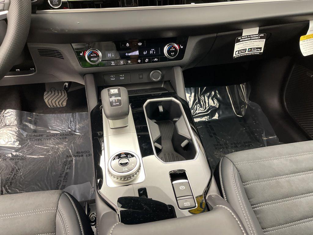 new 2026 Mitsubishi Outlander car, priced at $41,985