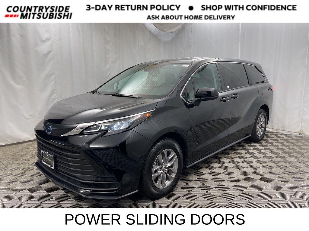 used 2024 Toyota Sienna car, priced at $36,495