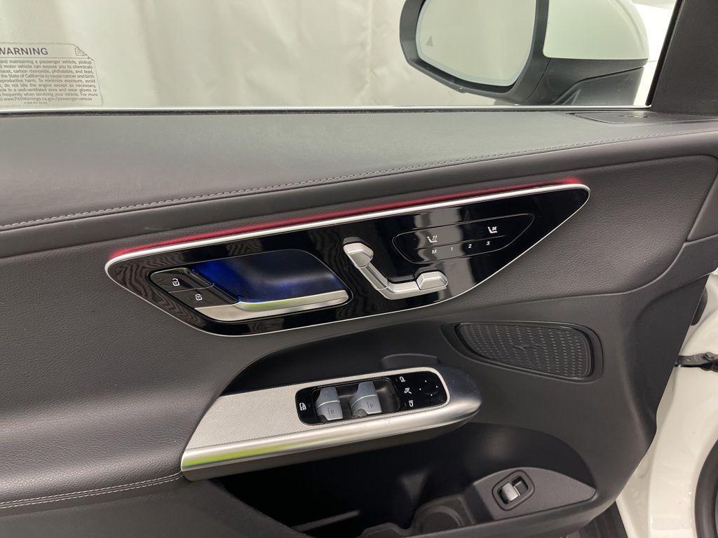 used 2024 Mercedes-Benz GLC 300 car, priced at $38,985