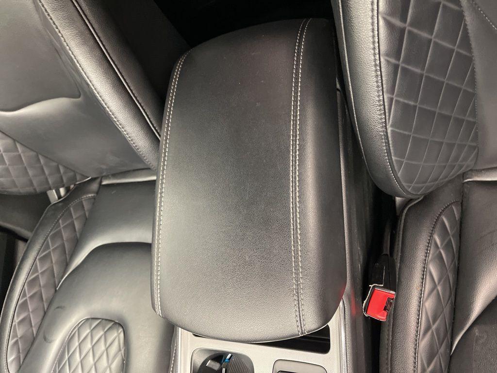 used 2024 Ford Edge car, priced at $23,895