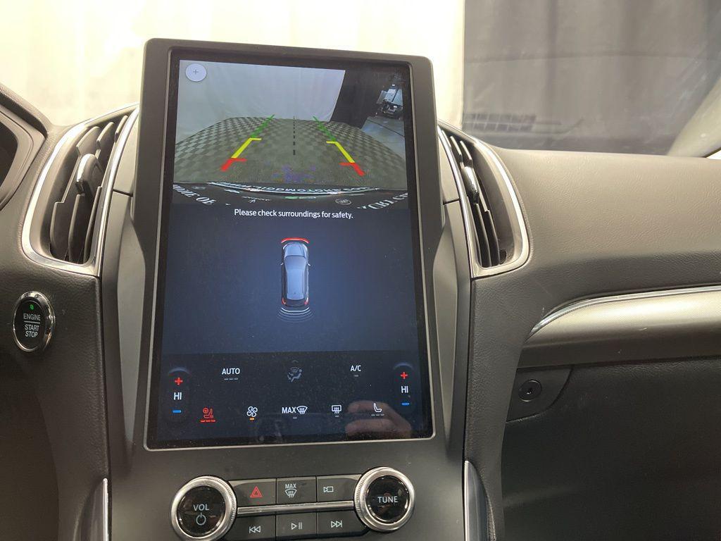 used 2024 Ford Edge car, priced at $23,895