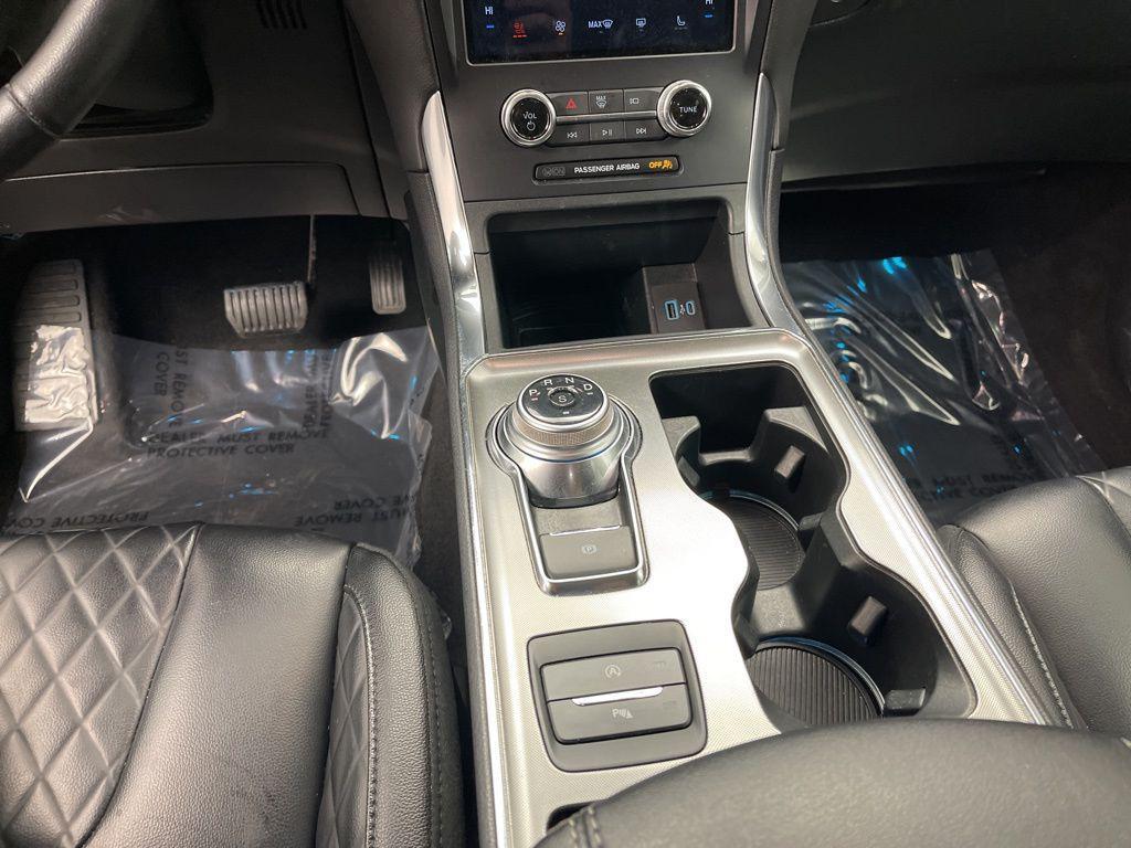 used 2024 Ford Edge car, priced at $23,895