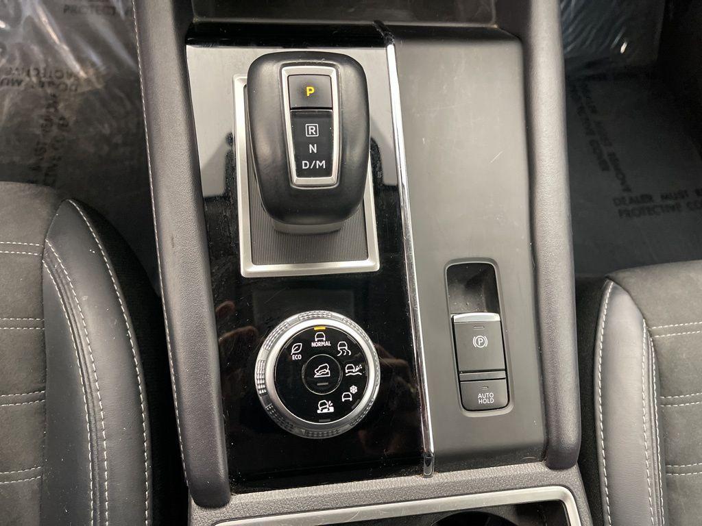 used 2024 Mitsubishi Outlander car, priced at $23,985